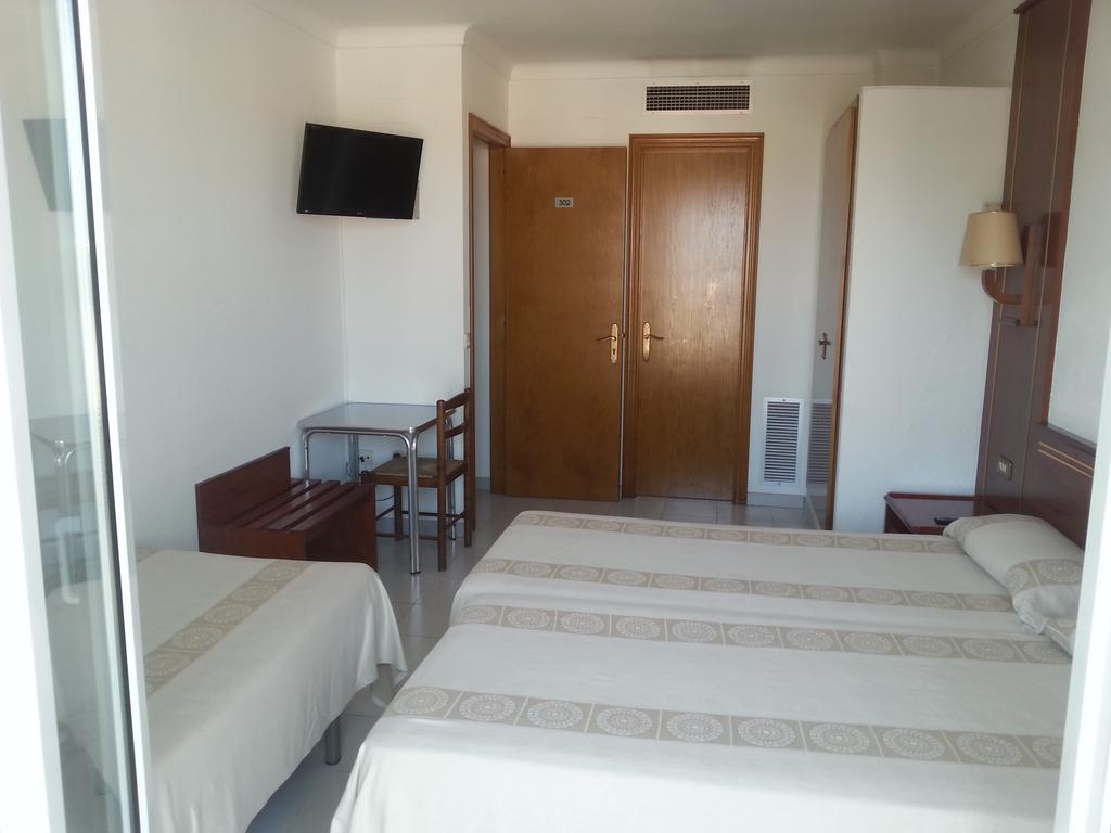 Hostal La Vinya L' Escala Zimmer foto